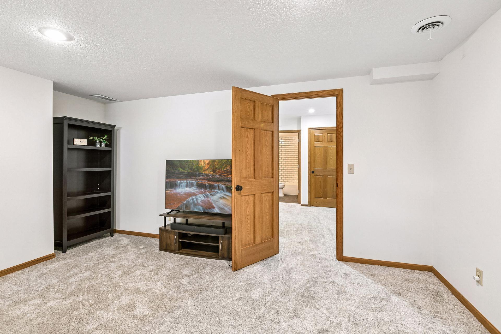 Lower level Den