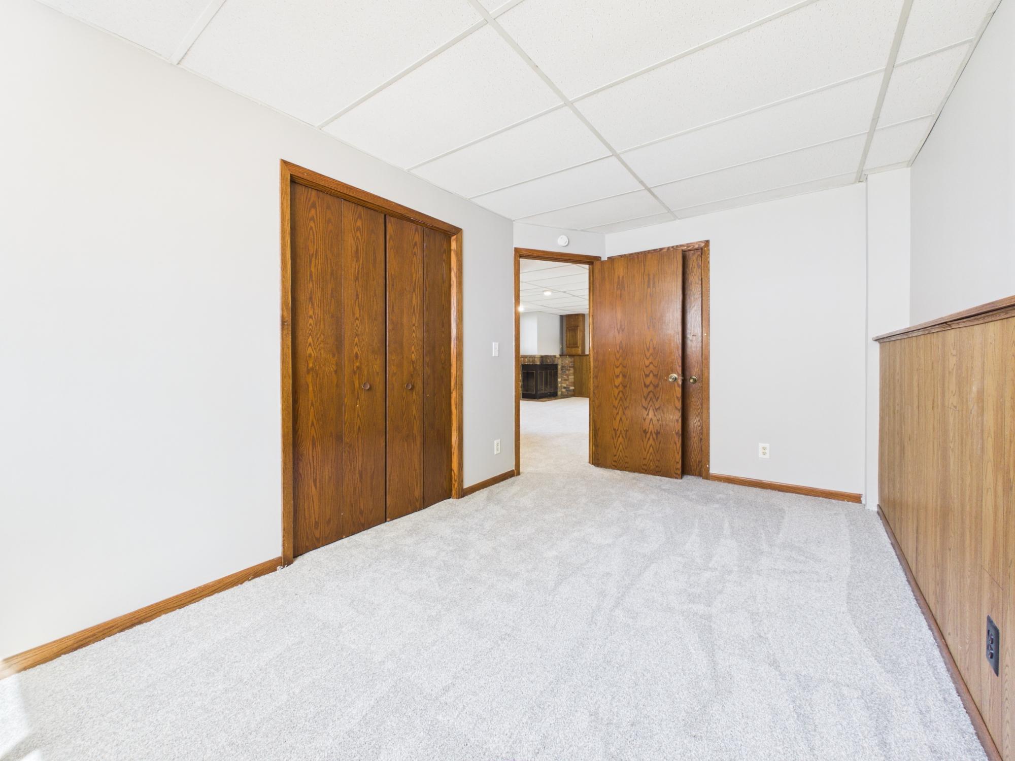 9380 Hale Avenue S, Cottage Grove, MN 55016