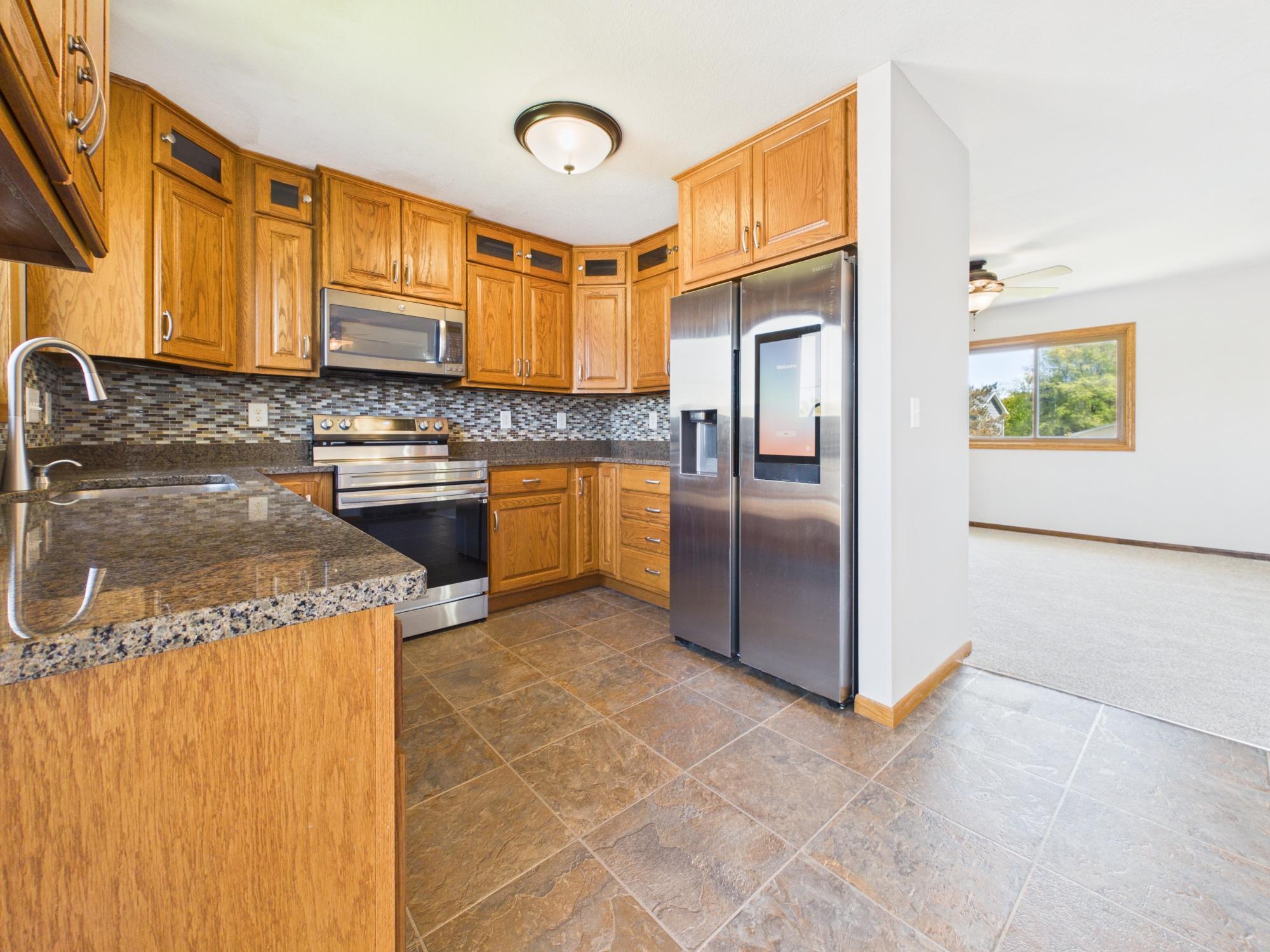 9380 Hale Avenue S, Cottage Grove, MN 55016