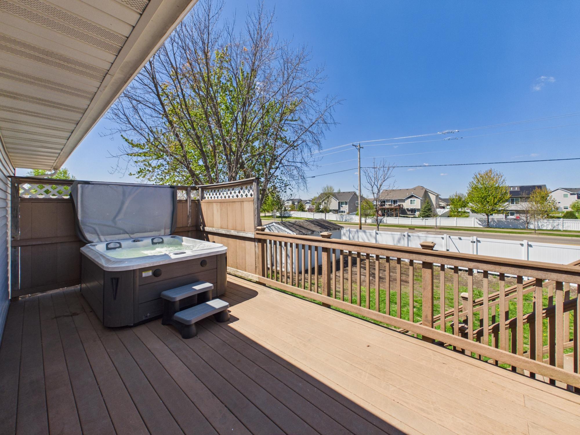 9380 Hale Avenue S, Cottage Grove, MN 55016