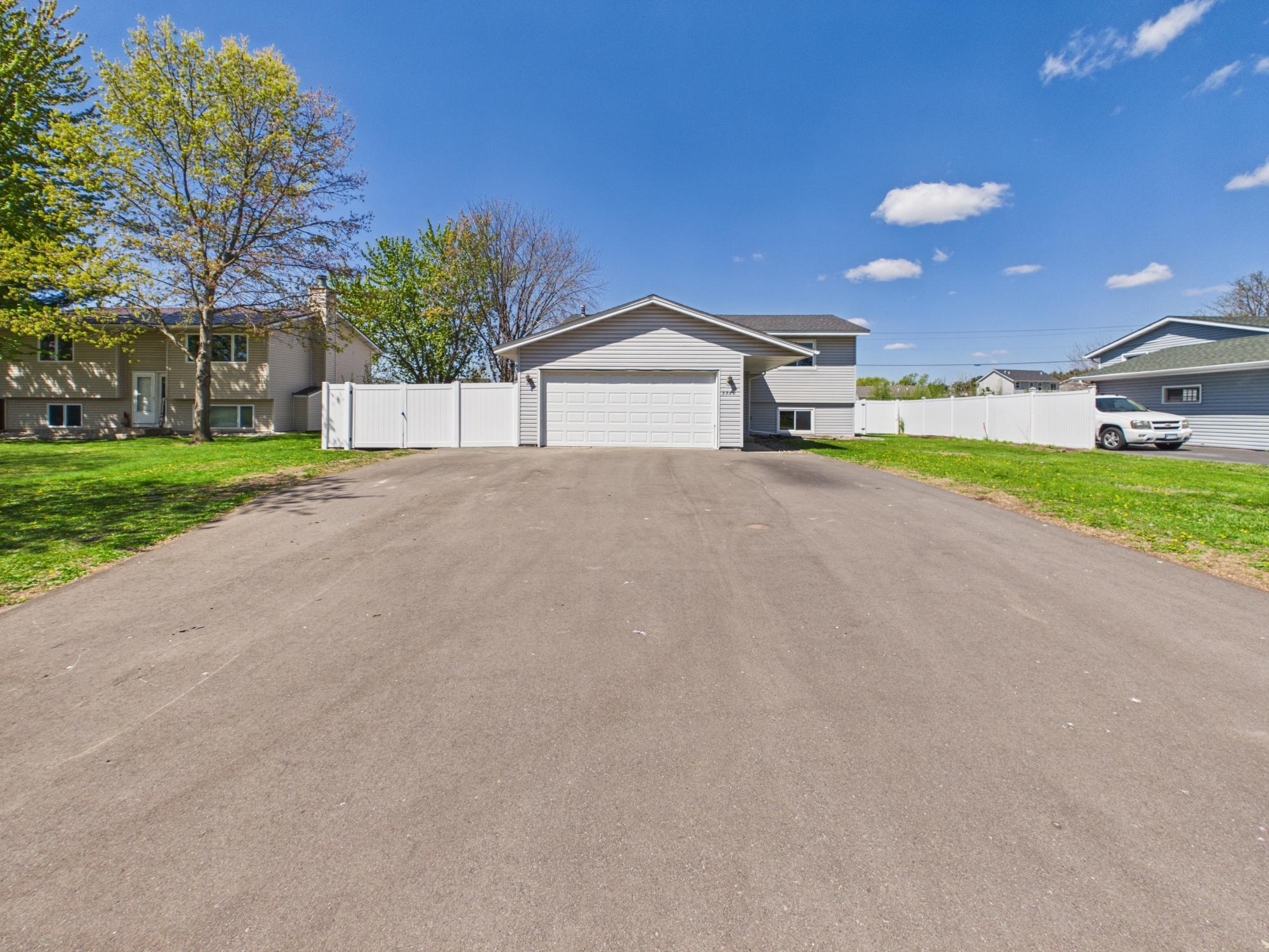 9380 Hale Avenue S, Cottage Grove, MN 55016