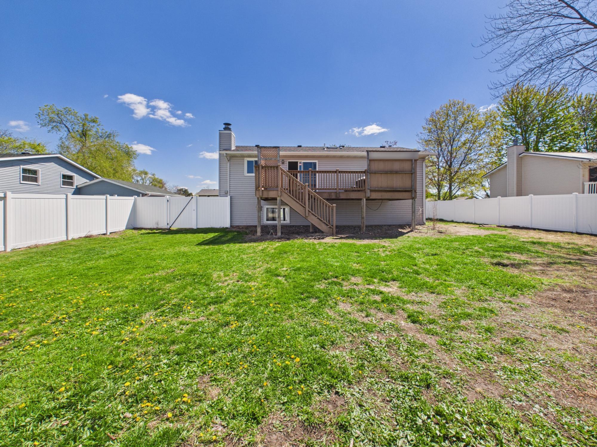 9380 Hale Avenue S, Cottage Grove, MN 55016