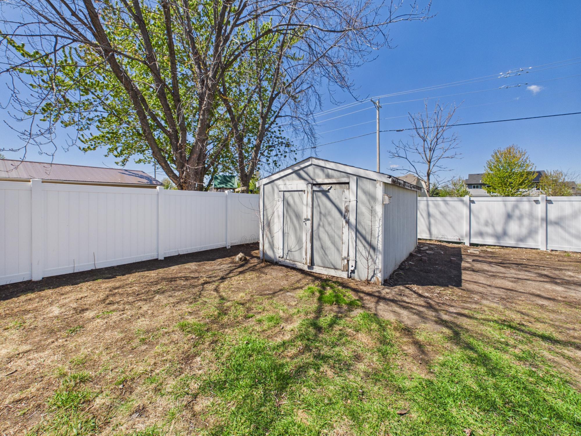 9380 Hale Avenue S, Cottage Grove, MN 55016