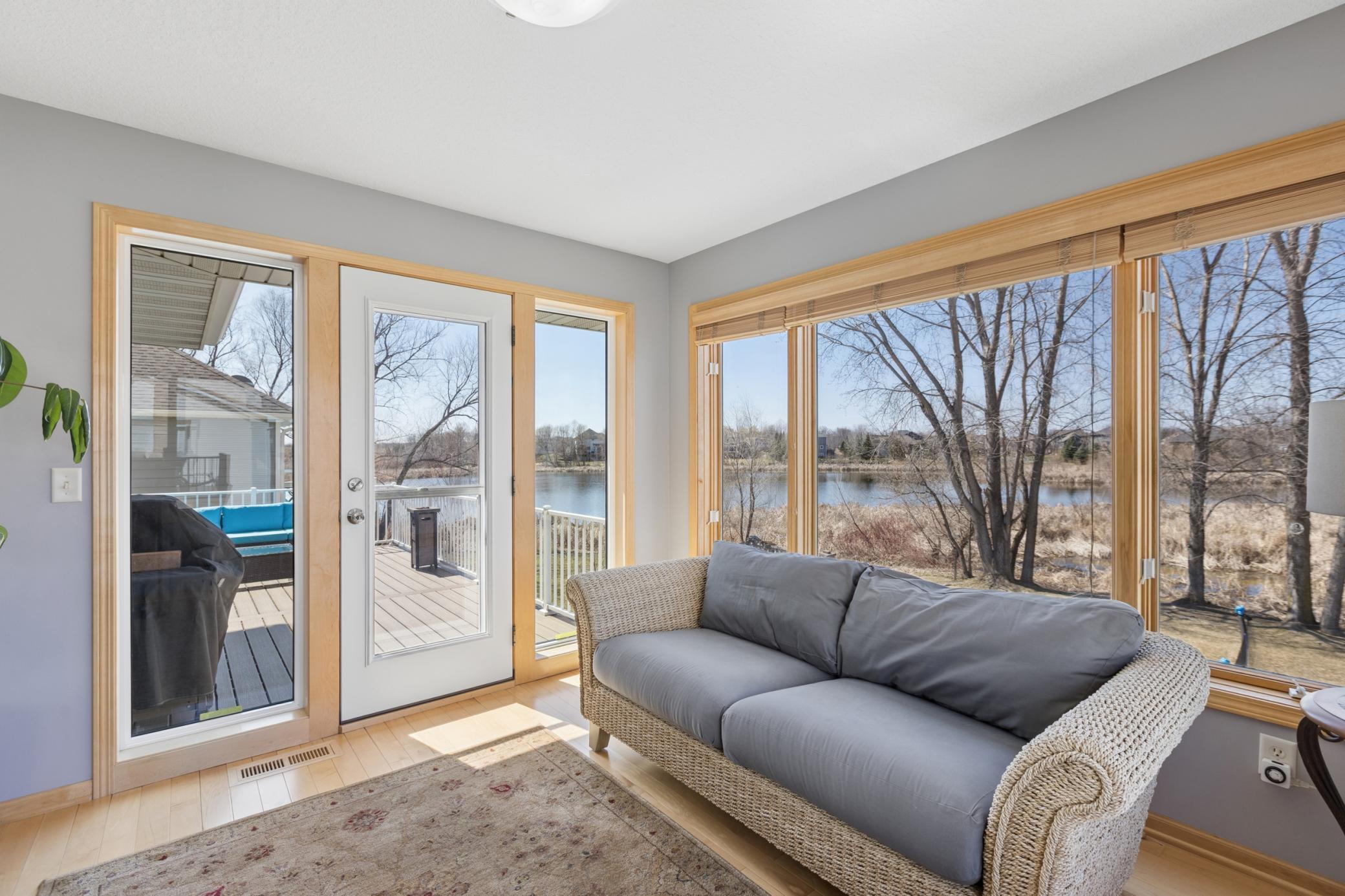 Beautiful 4 Season Porch