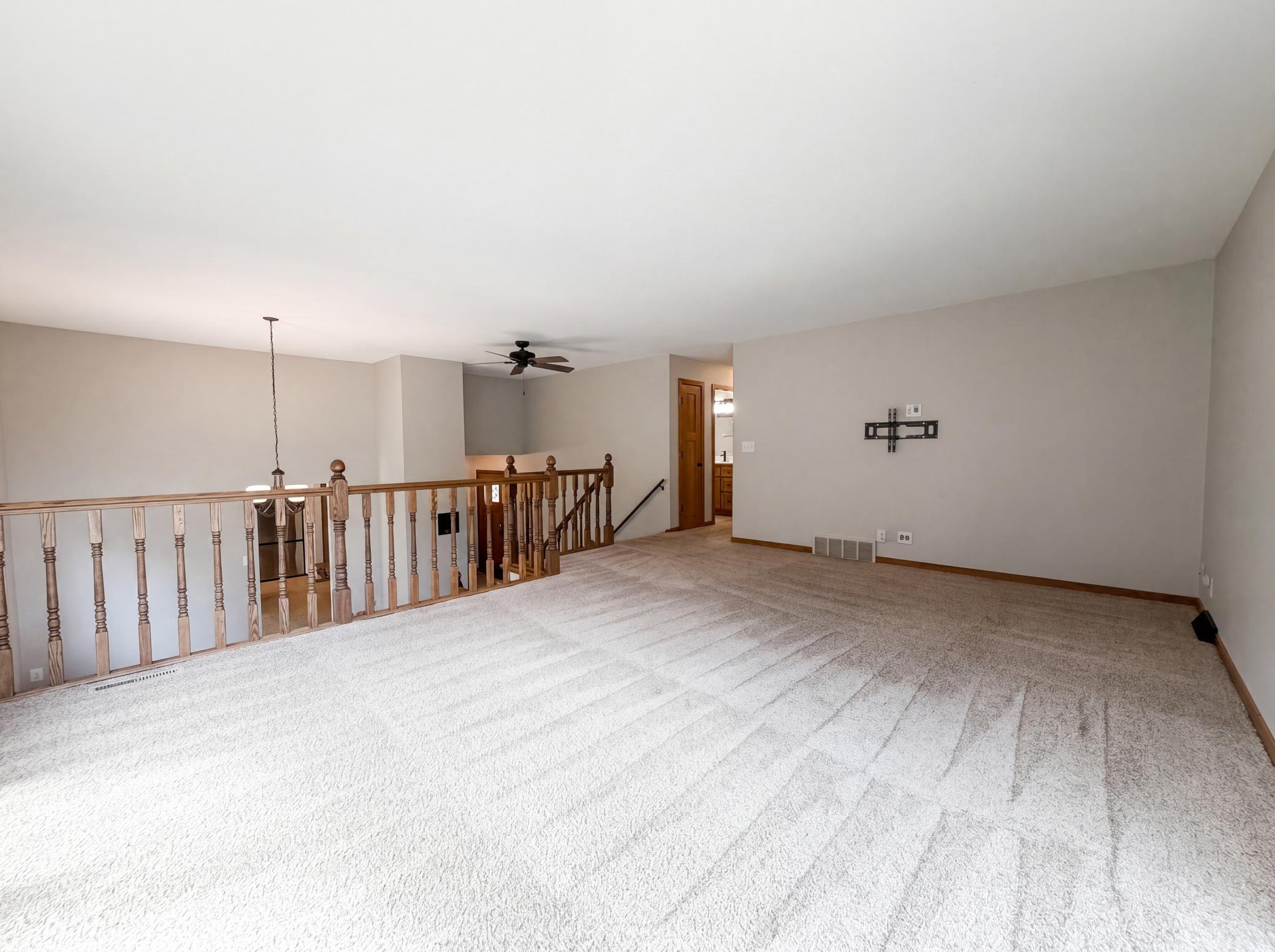 listing_8.jpg