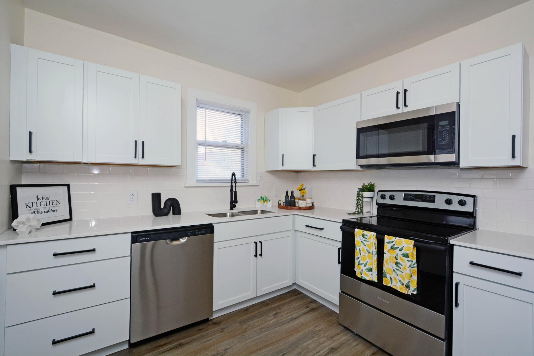 2641 18th Ave So 12.jpg