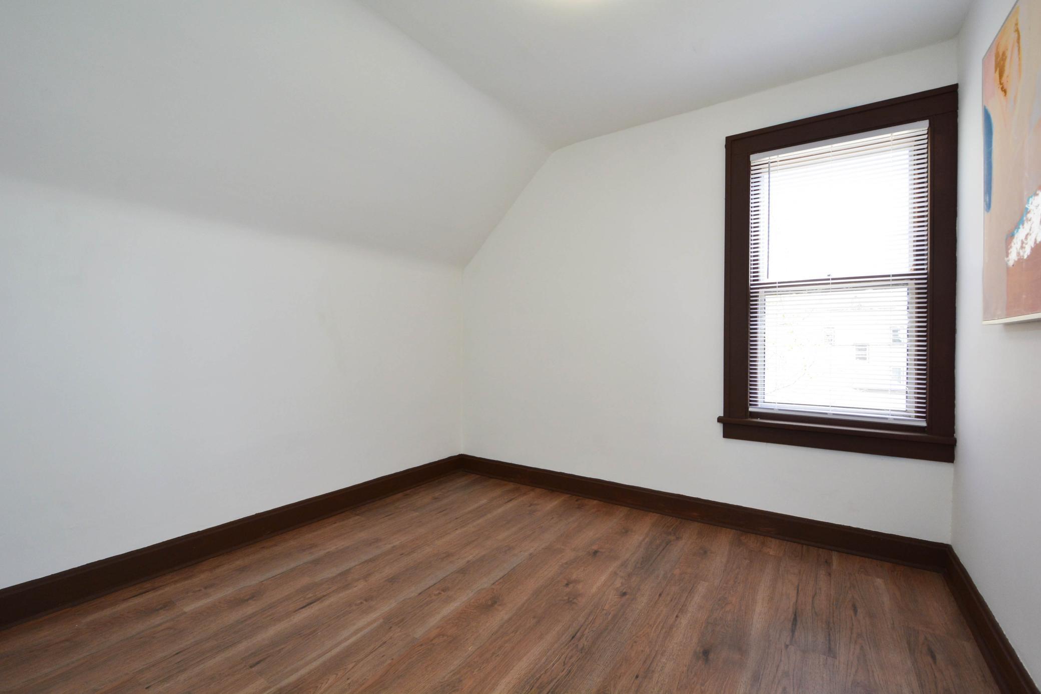 2641 18th Ave So 20.jpg