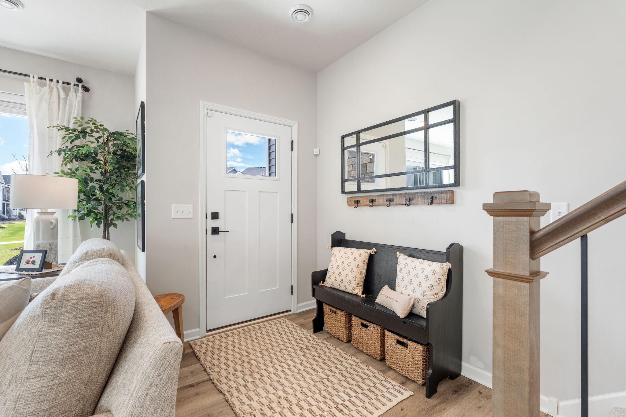 18-web-or-mls-625 E Blossom Cir-18.jpg