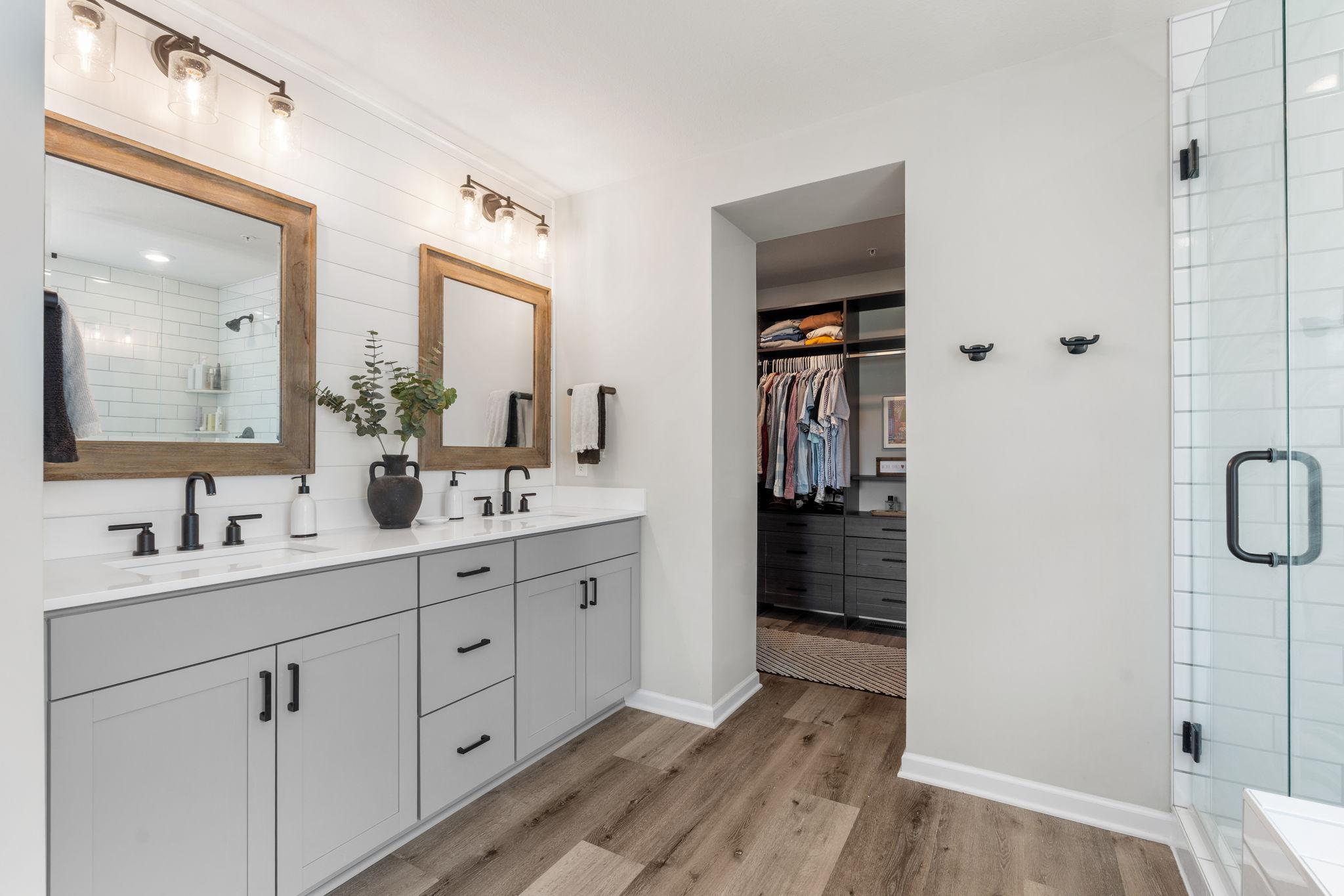 43-web-or-mls-625 E Blossom Cir-43.jpg