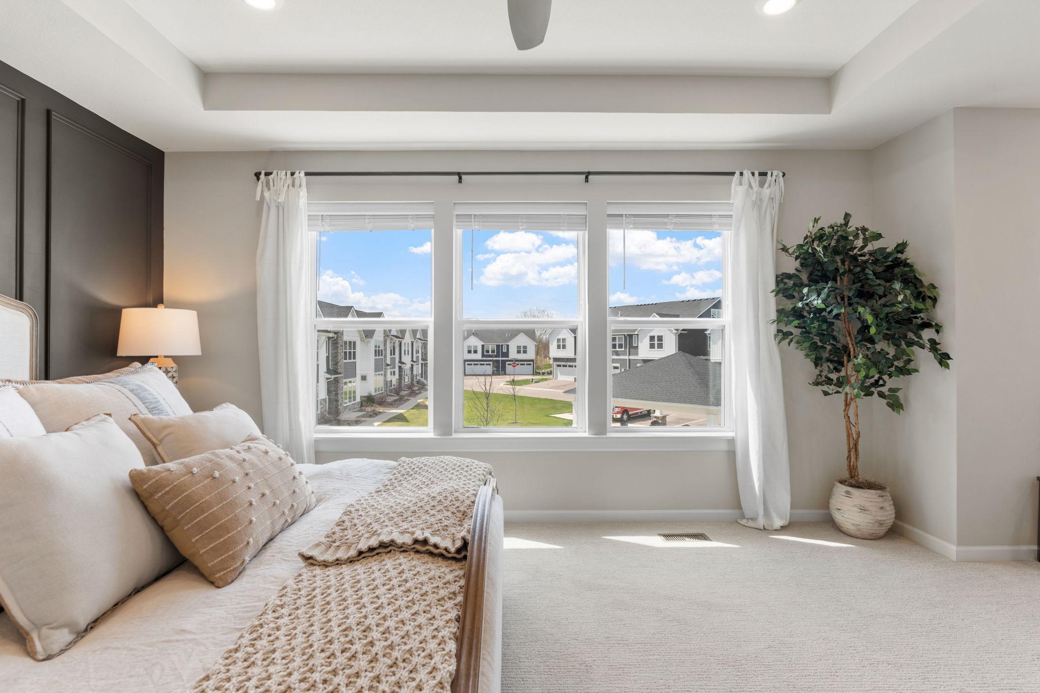 41-web-or-mls-625 E Blossom Cir-41.jpg
