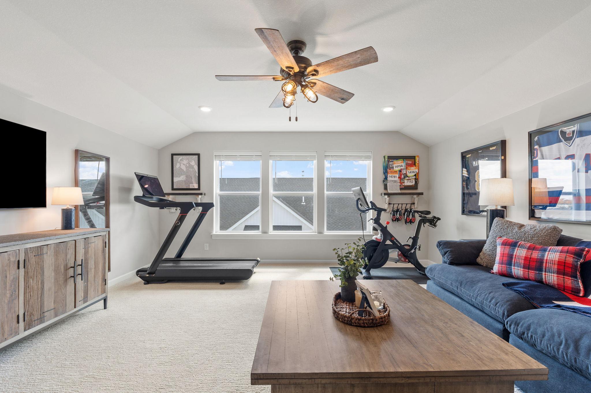 48-web-or-mls-625 E Blossom Cir-48.jpg