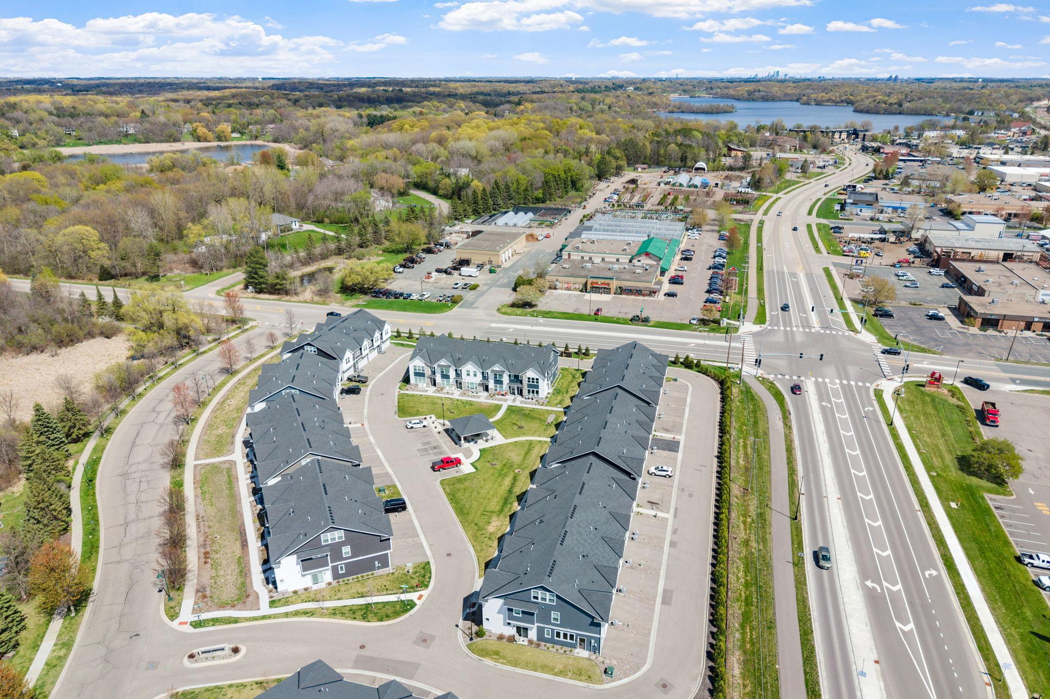 9-web-or-mls-625 E Blossom Cir-9.jpg