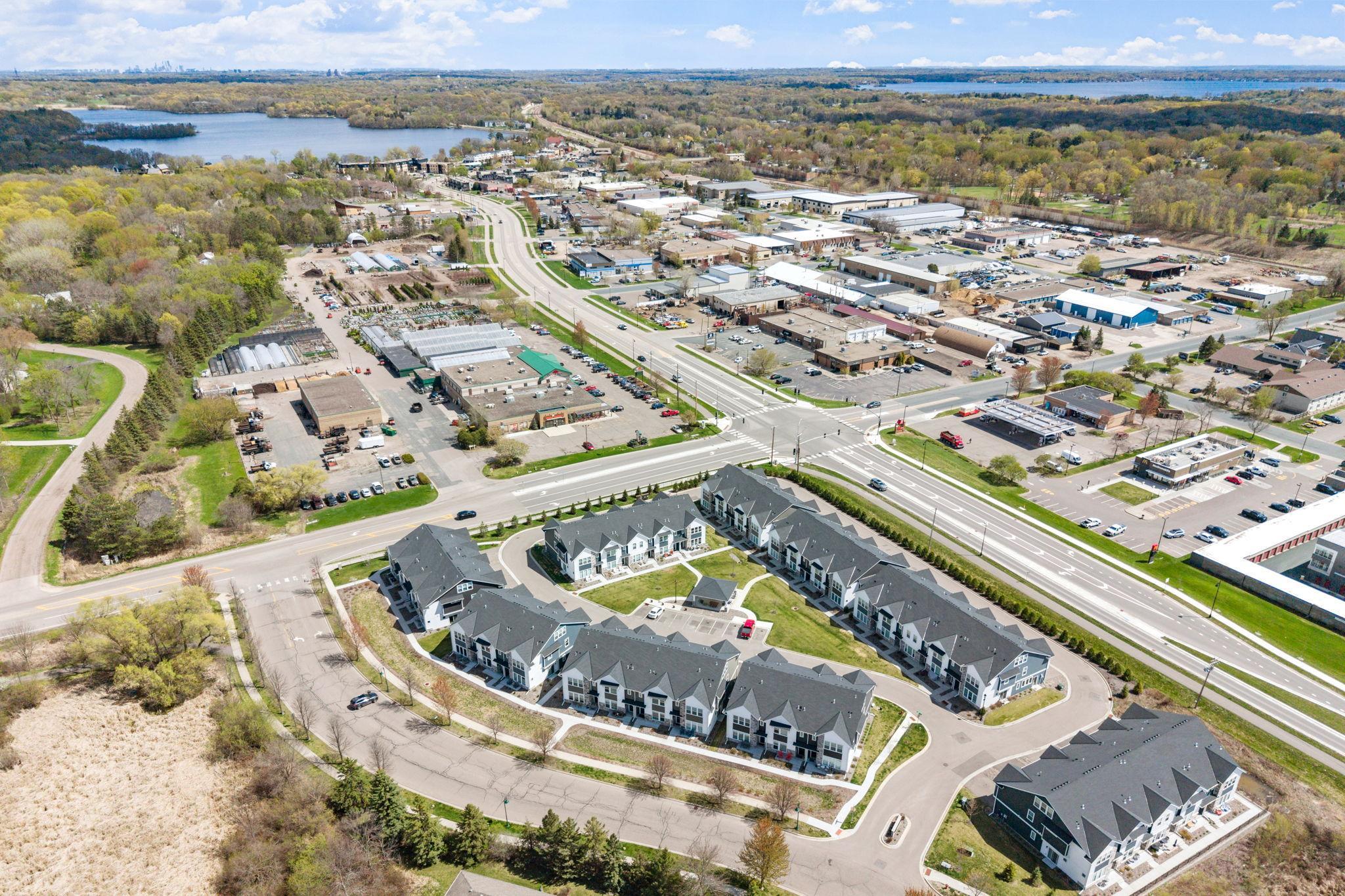 11-web-or-mls-625 E Blossom Cir-11.jpg