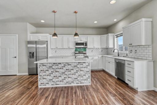 7239 Madelyn Lane S, Fargo, ND 58104
