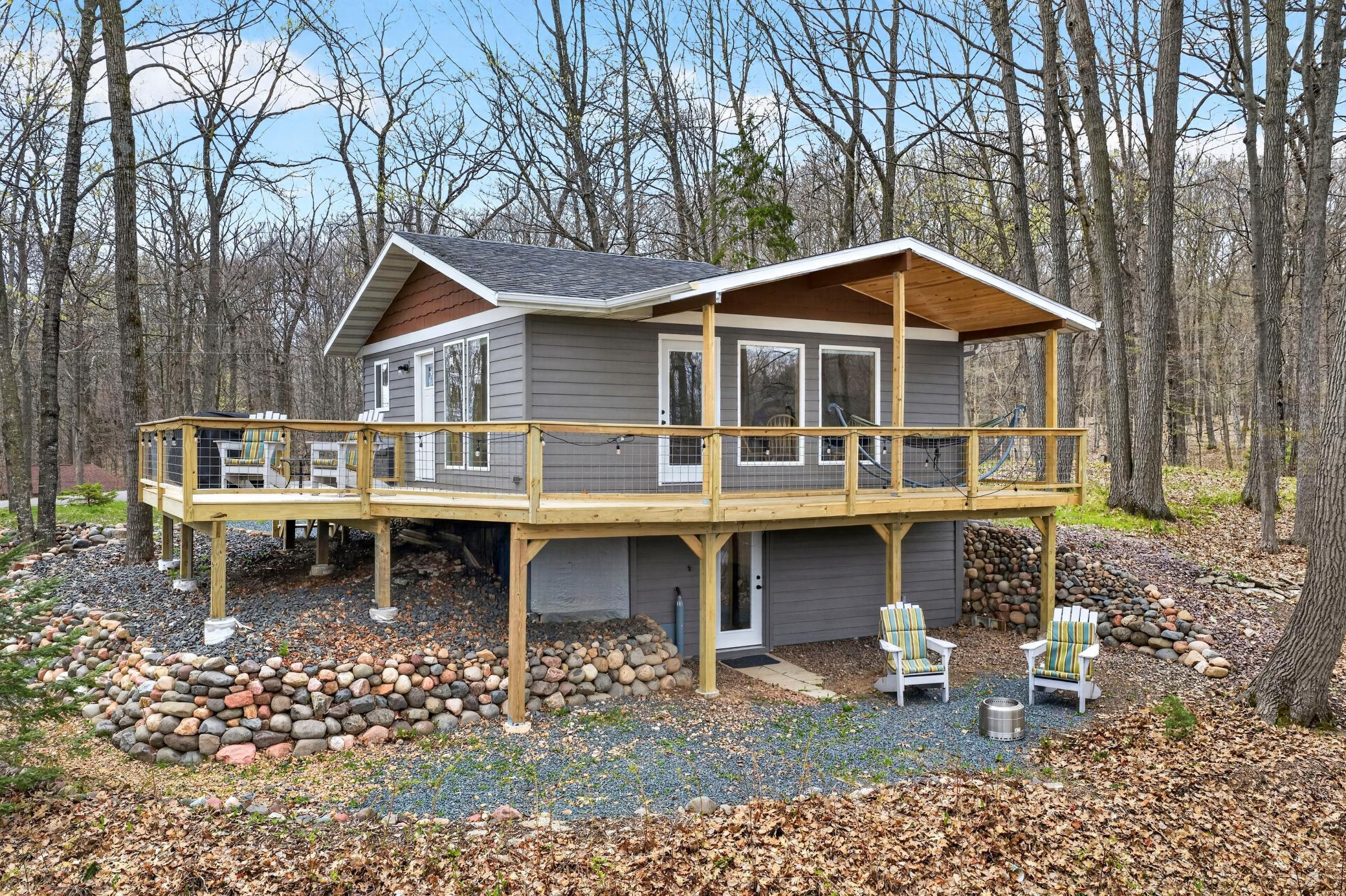 1188N-Hillside-Ln-25.jpg