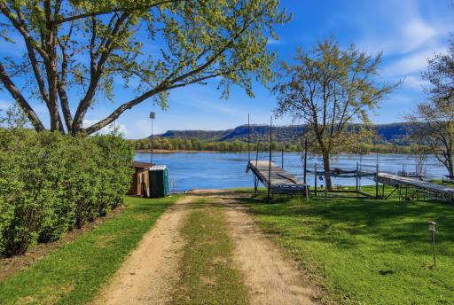15462 679th Street, Wabasha, MN 55981