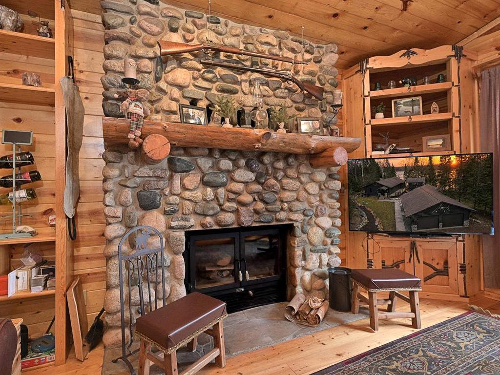 Stone wall fireplace