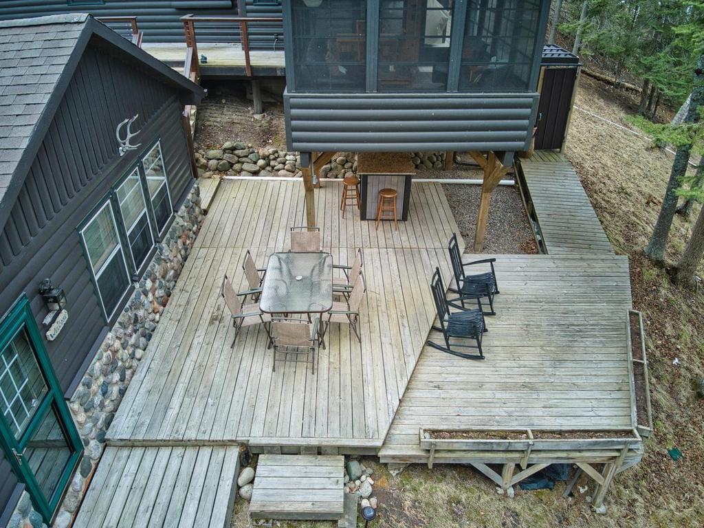 Deck - aerial view