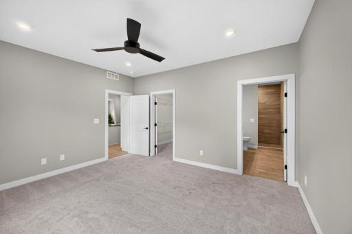 1002 11th Place NW, Kasson, MN 55944