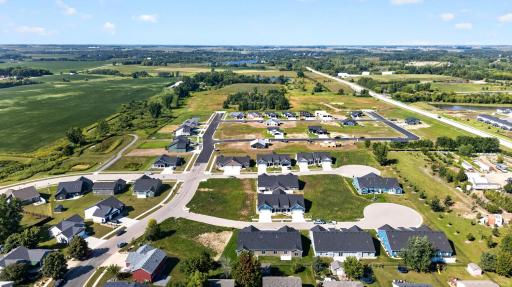 1002 11th Place NW, Kasson, MN 55944