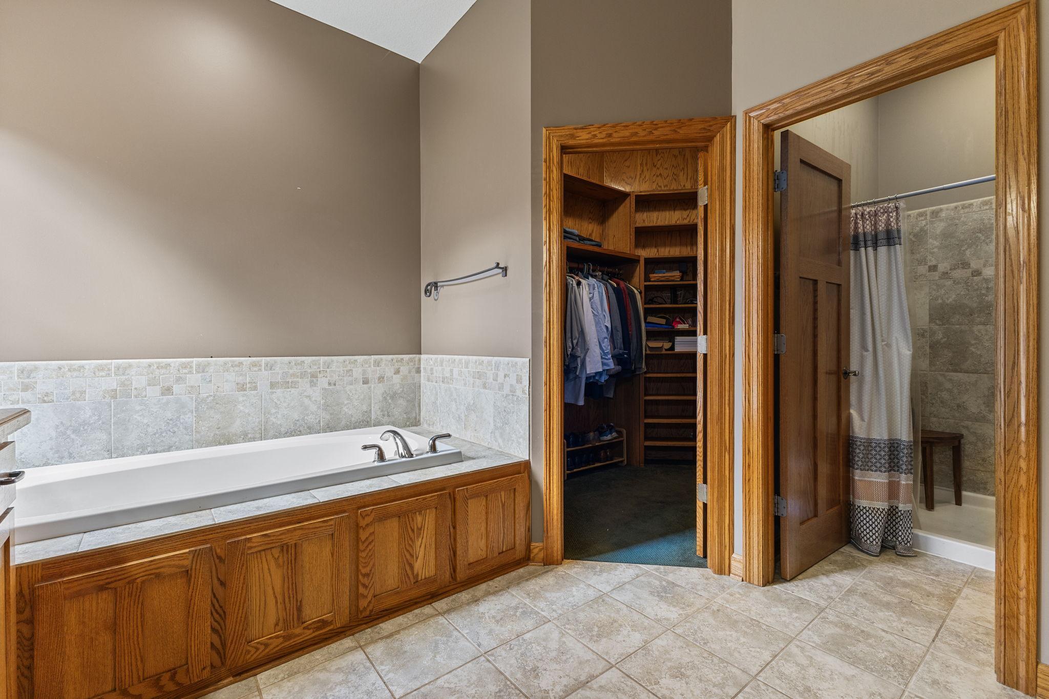 Vivid Spaces_3700 153rd Ln NW46.jpg