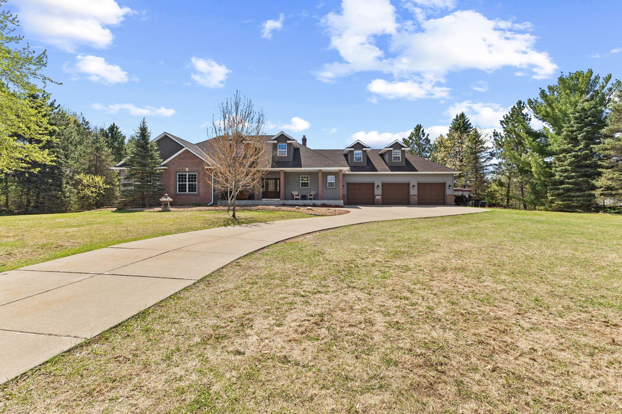 Vivid Spaces_3700 153rd Ln NW04.jpg