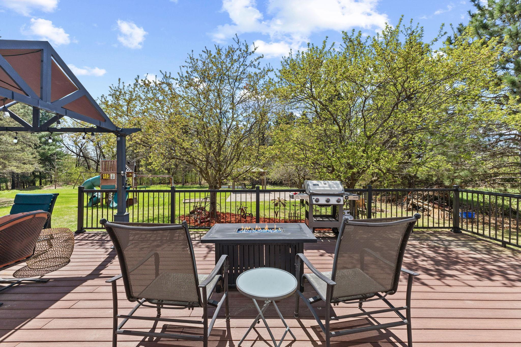 Vivid Spaces_3700 153rd Ln NW83.jpg