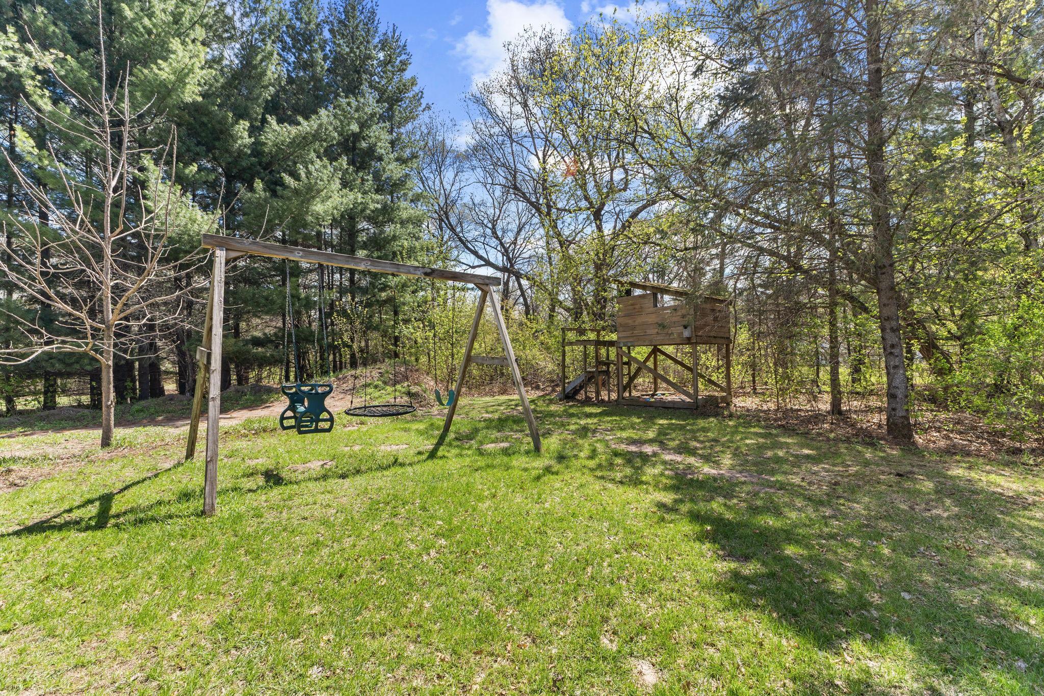 Vivid Spaces_3700 153rd Ln NW85.jpg