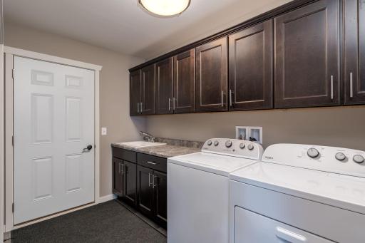 1906 Rock Ridge Lane, Saint Peter, MN 56082