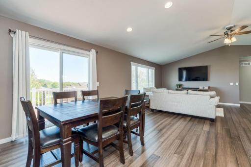 1906 Rock Ridge Lane, Saint Peter, MN 56082
