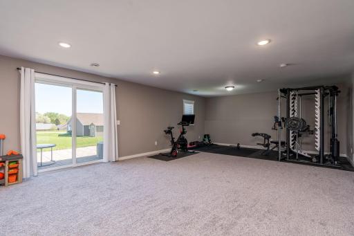 1906 Rock Ridge Lane, Saint Peter, MN 56082