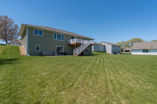 1906 Rock Ridge Lane, Saint Peter, MN 56082