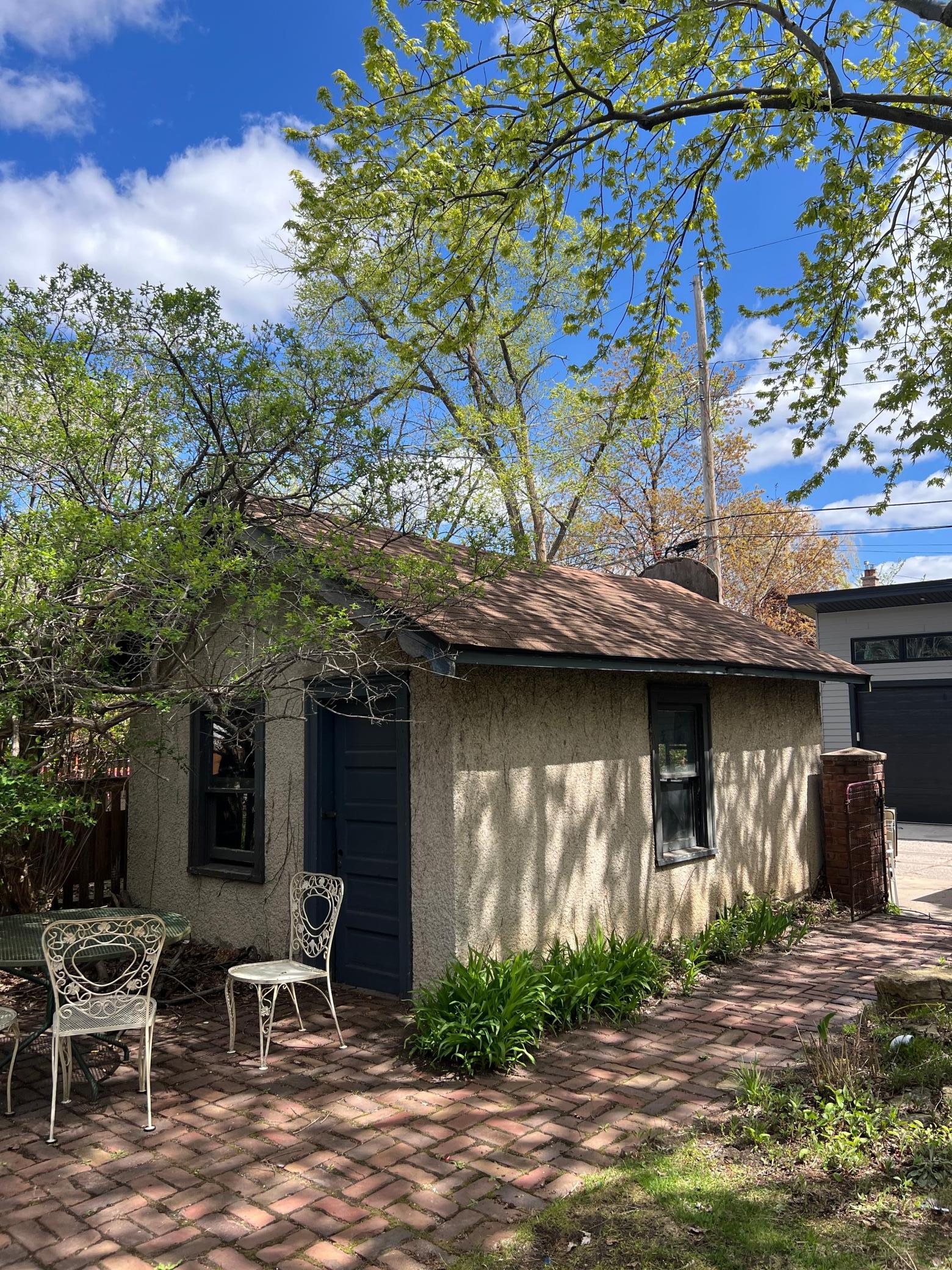 One car detached garage with alley access