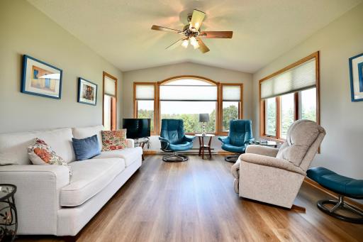 206 Skyline Heights, Wabasha, MN 55981
