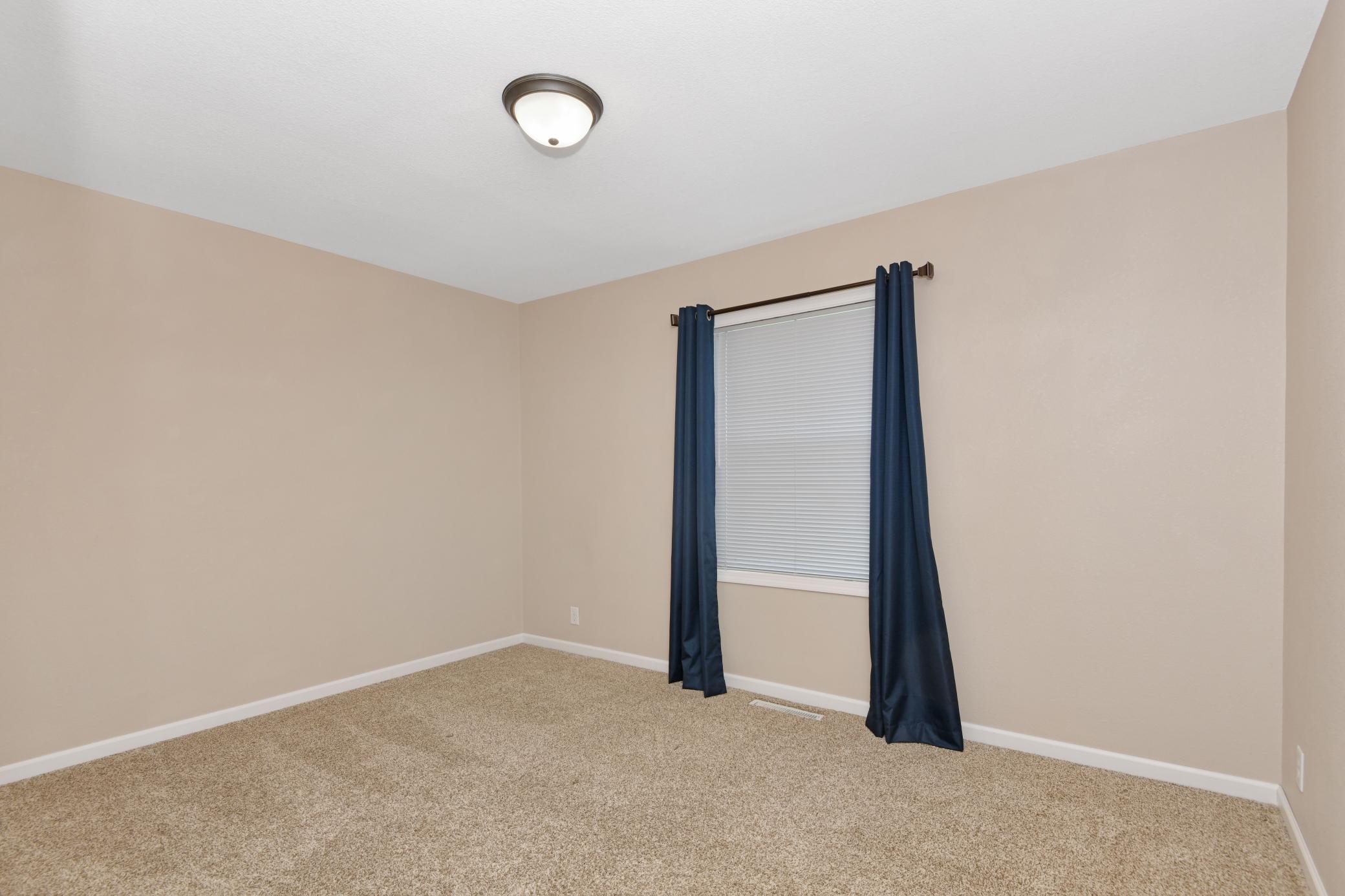 Spacious 2nd bedroom