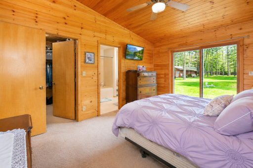 7042N Lake Shore Drive, Couderay, WI 54828