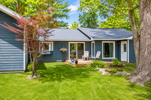 7042N Lake Shore Drive, Couderay, WI 54828