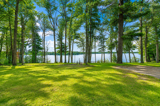 7042N Lake Shore Drive, Couderay, WI 54828