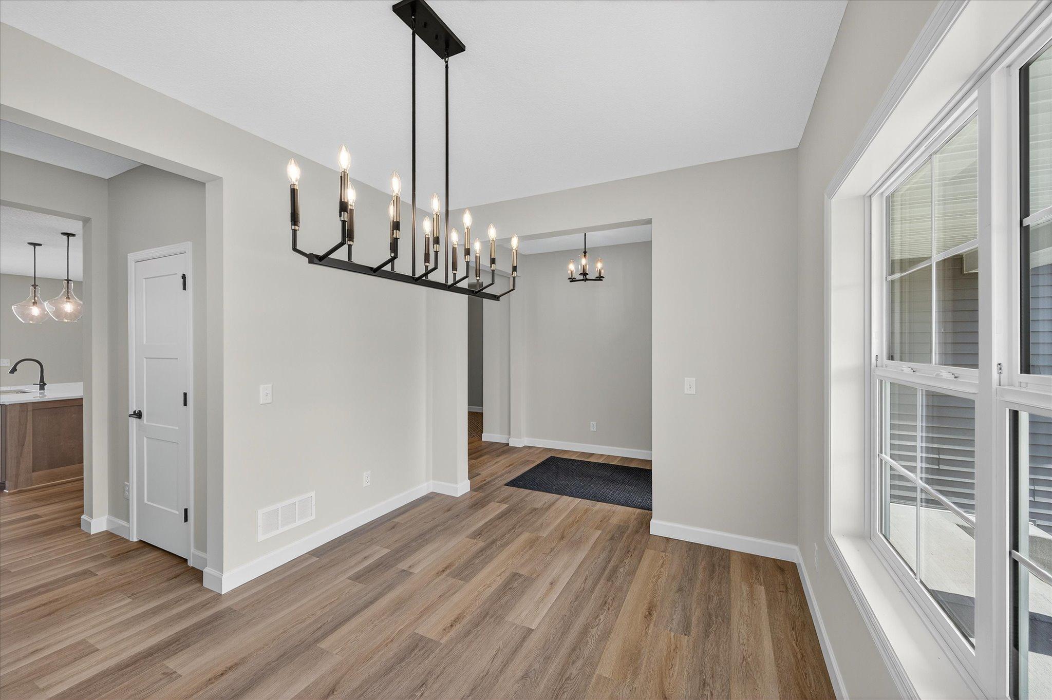*Photo from a previously completed Sedona - selections and finishes will vary.