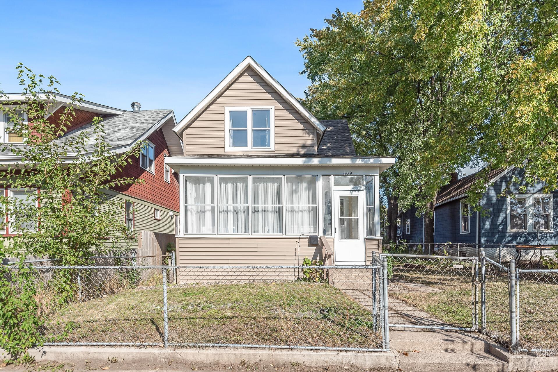 Newer roof and maintenance-free siding