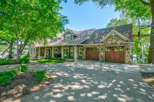 12163 Otchipwe Avenue N, Stillwater, MN 55082