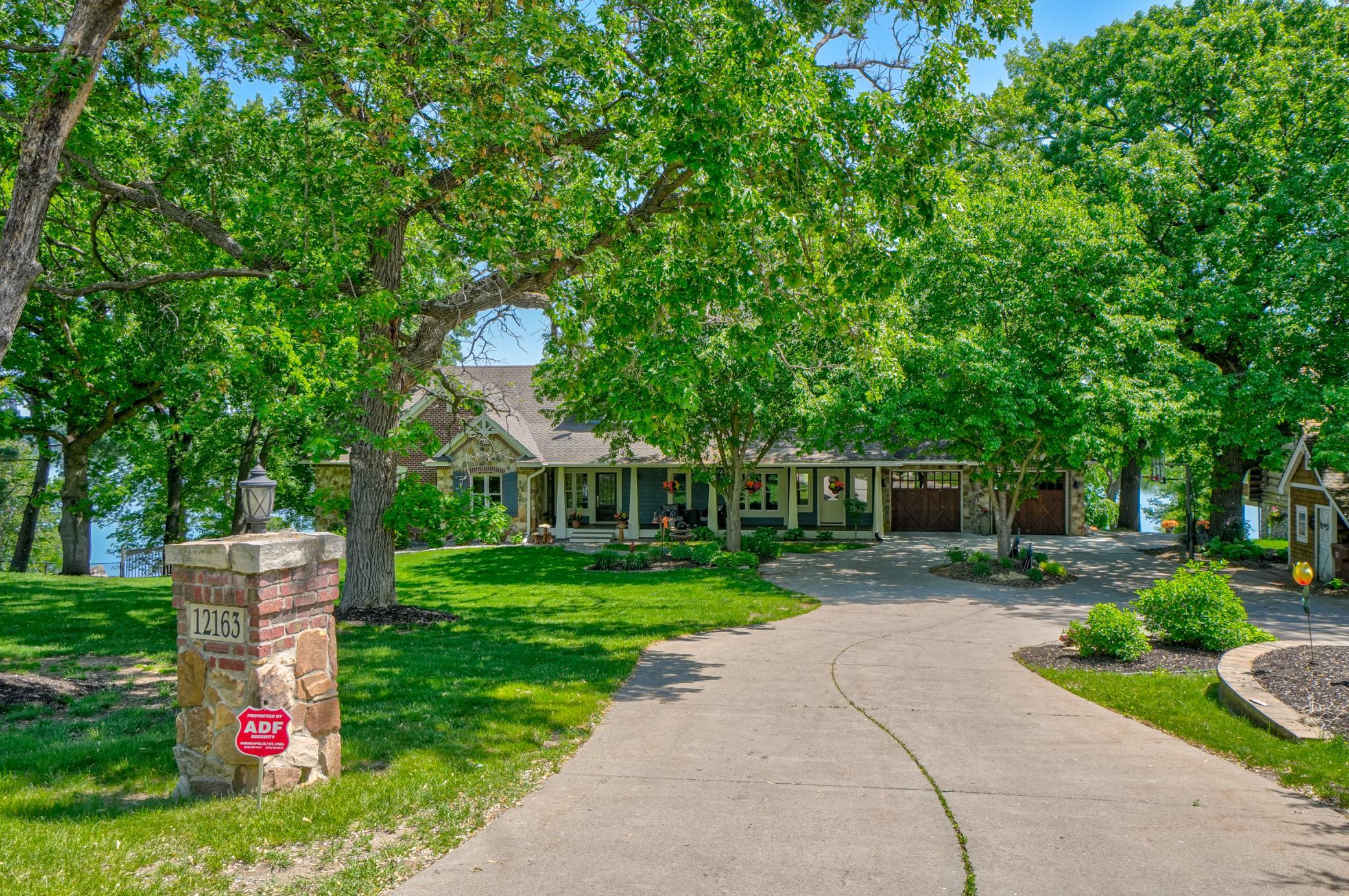 12163 Otchipwe Ave N Summer-20.jpg