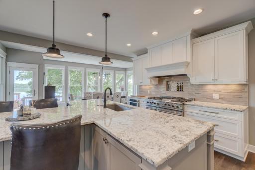 12163 Otchipwe Avenue N, Stillwater, MN 55082