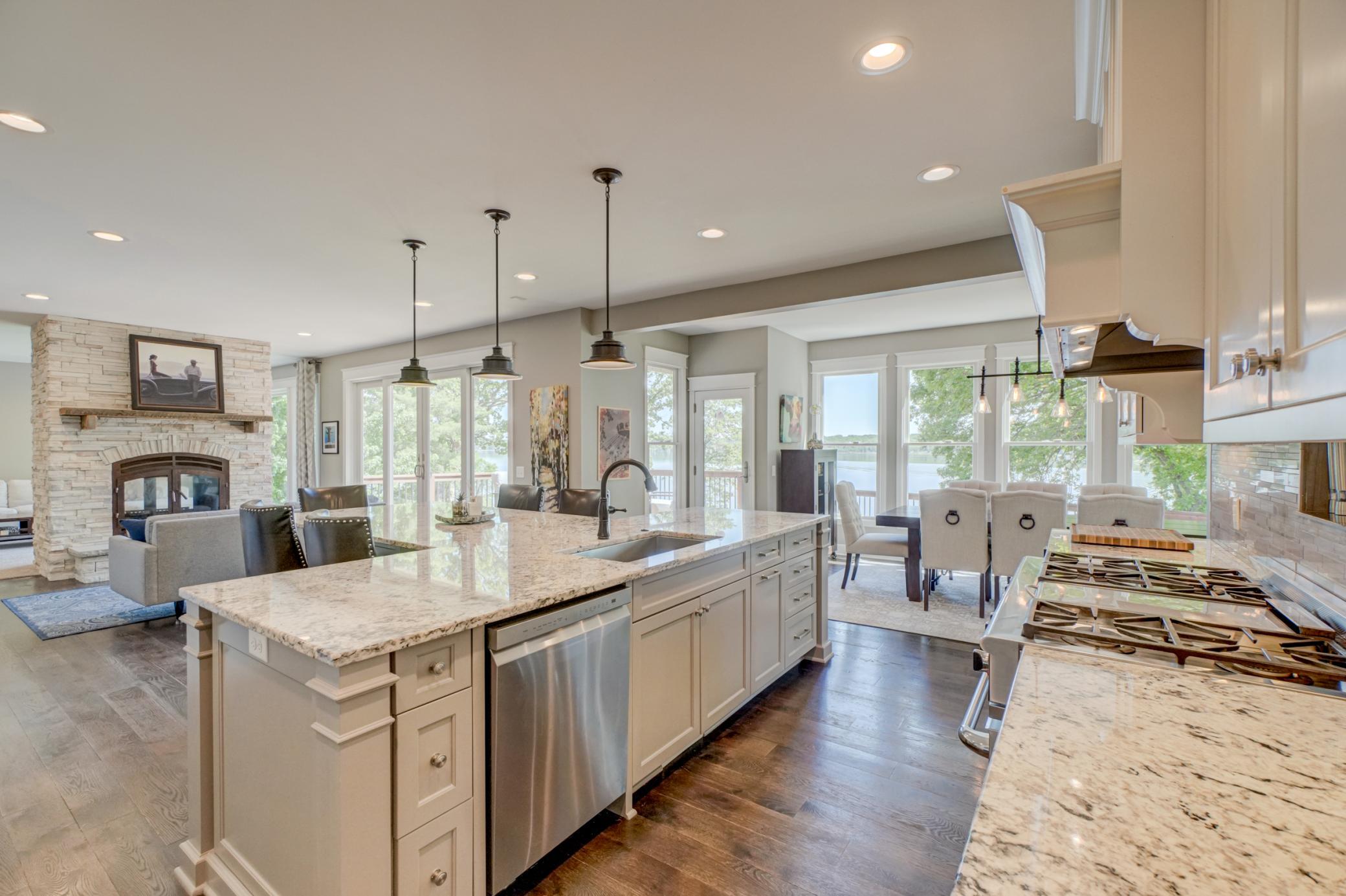 12163 Otchipwe Ave N Summer-67.jpg