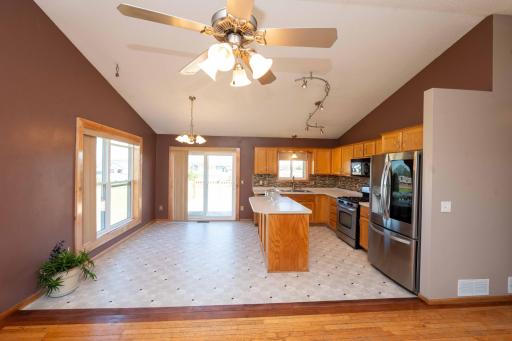 14266 292nd Avenue NW, Zimmerman, MN 55398