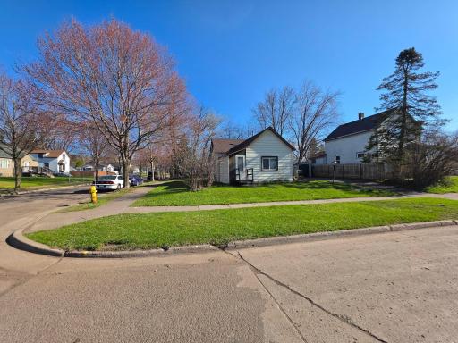 6519 Polk Street, Duluth, MN 55807