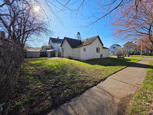 6519 Polk Street, Duluth, MN 55807