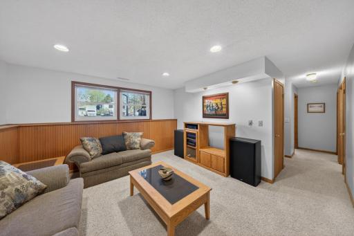 4426 4th Street NW, Rochester, MN 55901