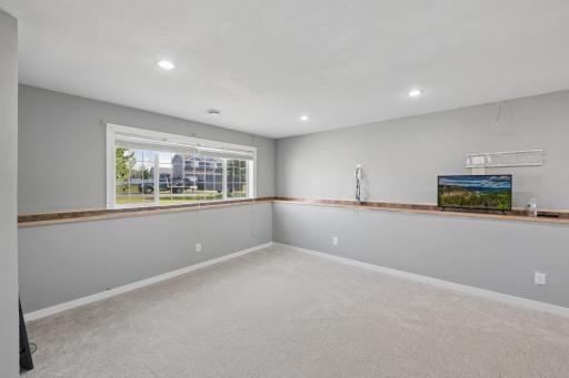 603 Hickory Street SW, Isanti, MN 55040