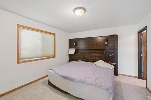 603 Hickory Street SW, Isanti, MN 55040